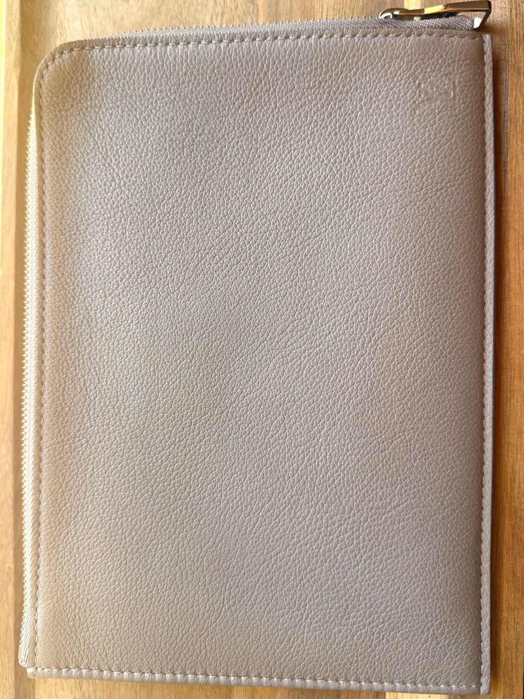 Louis Vuitton Pochette Jour Pm Taupe Taurillon Leather Pouch Clutch Authentic